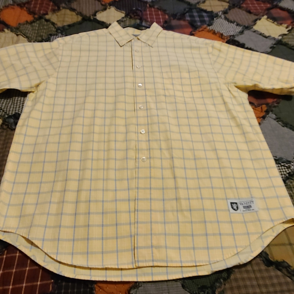 Yellow Men Shirt 👕 Size Large